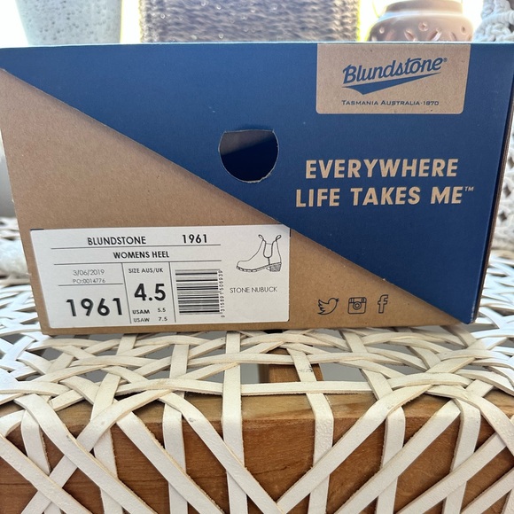 Blundstone heeled boots (style 1961) AUS4.5 US W7.5 - Picture 3 of 8